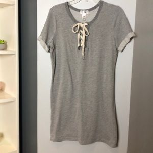 Comfortable shift dress with tie top